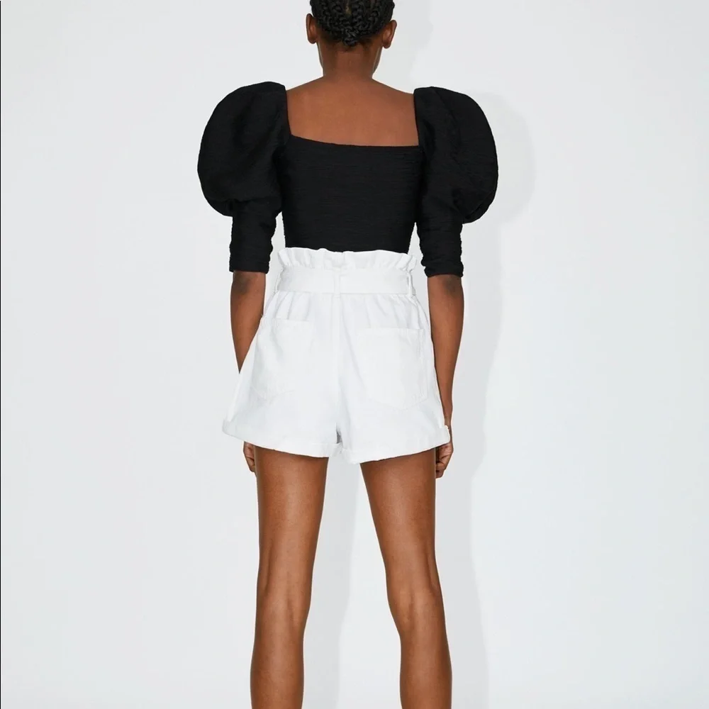 ZARA BNWT Paperbag Waist Denim Shorts